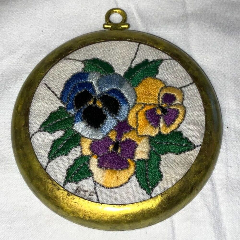 Vintage 1970s Hand Embroidered Pansies Floral Needlework Round Gold Frame